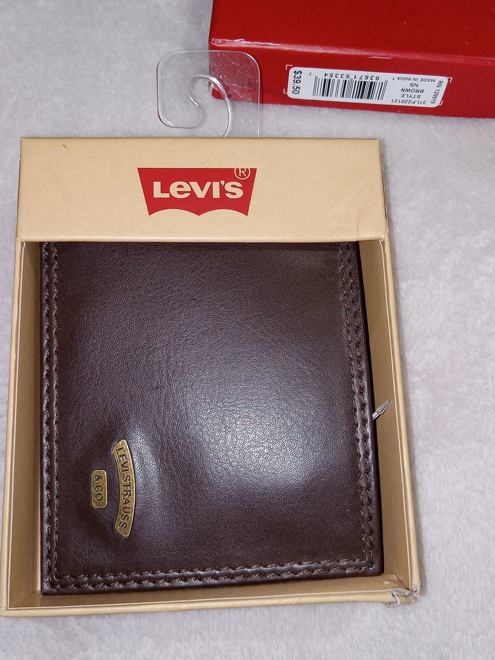 Levi's Men's Leather Bifold Wallet Brown RFID NWT Gift Box